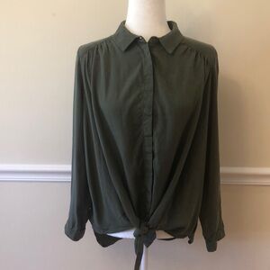 Anthropologie Maeve Green Tie Front Button Down Shirt Size Small EUC